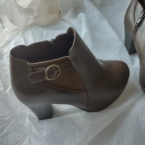 Croft & Barrow® Ines Women's Ankle Boots Brown NEW - Picture 2 of 11